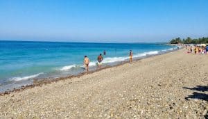 découvrez les incontournables d'annecy pour un séjour inoubliable : paysages magnifiques, activités variées et gastronomie savoureuse vous attendent au cœur de la venise des alpes.